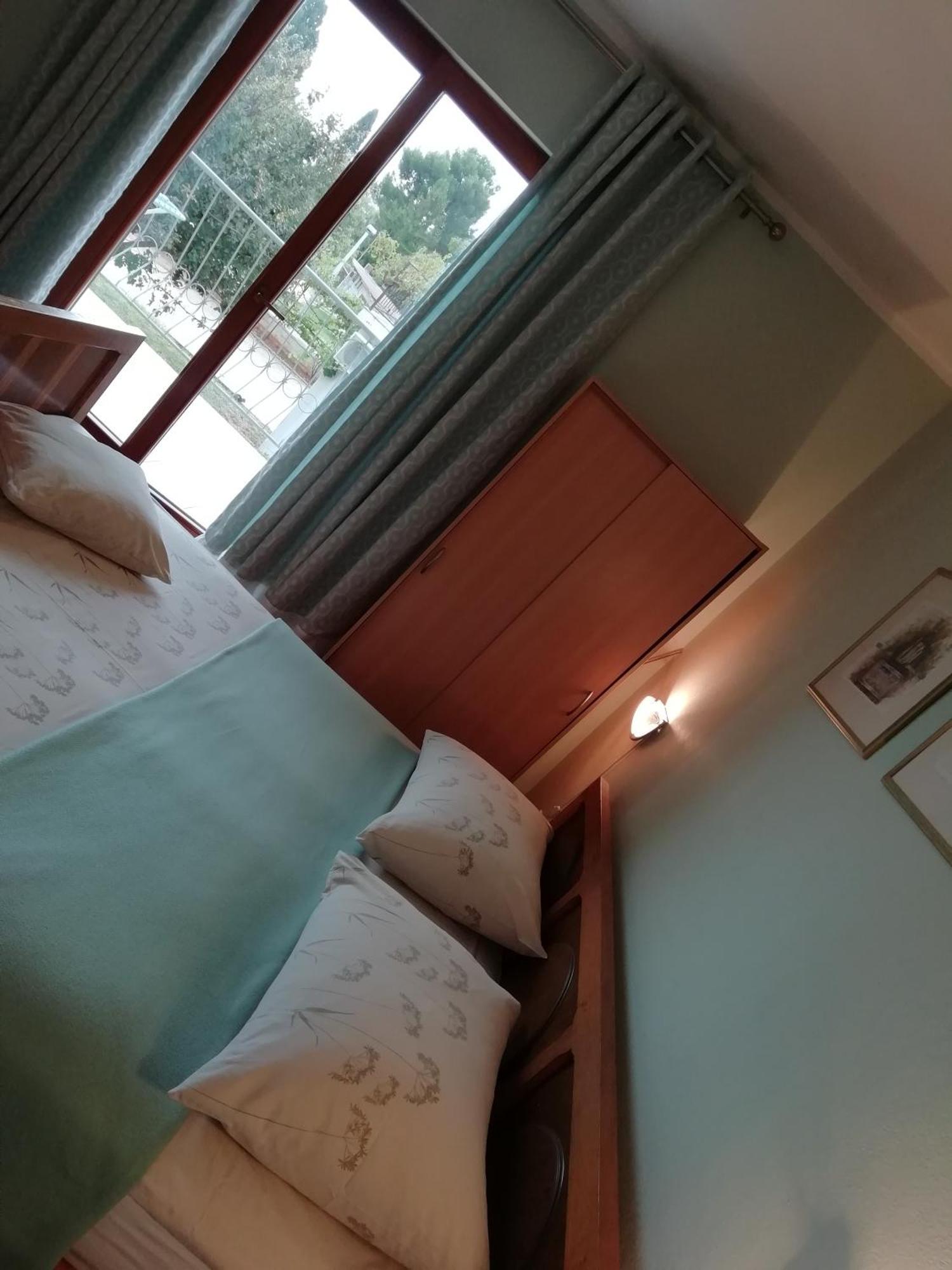 Near Beach - Apartments Marica Ровінь Номер фото
